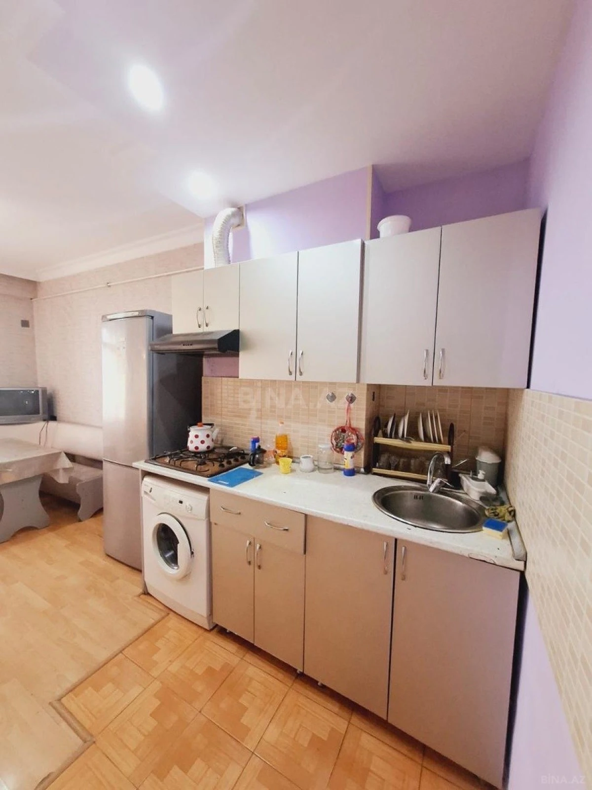 Kirayə verilir 2 otaqlı mənzil 60 m²