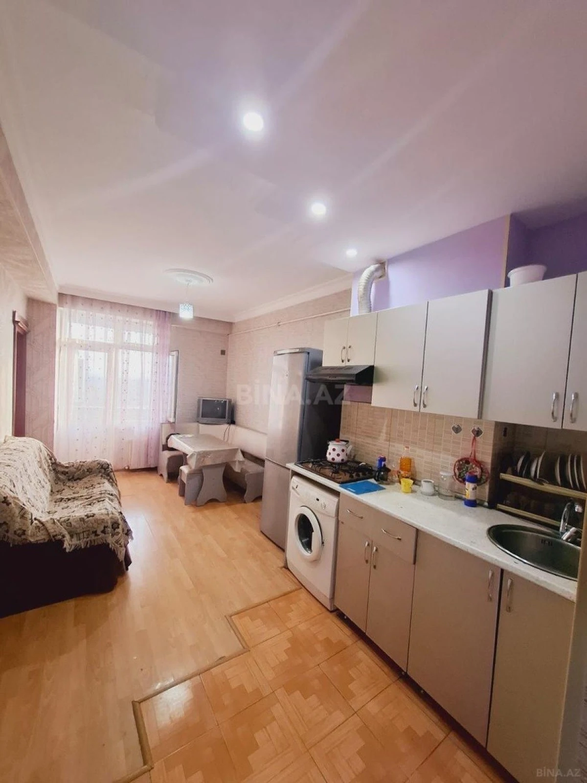 Kirayə verilir 2 otaqlı mənzil 60 m²