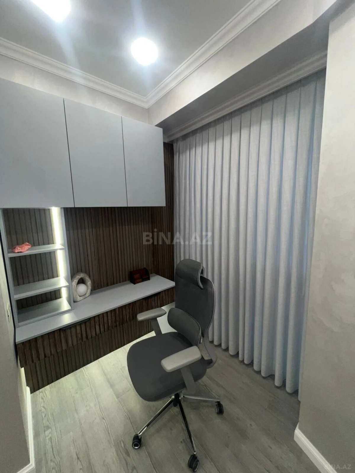 Kirayə verilir 3 otaqlı mənzil 130 m²