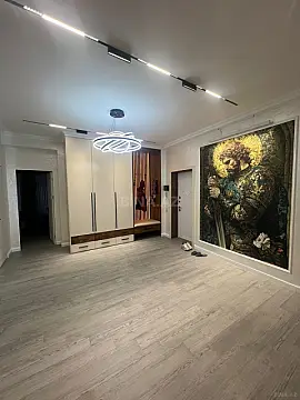 Kirayə verilir 3 otaqlı mənzil 130 m²