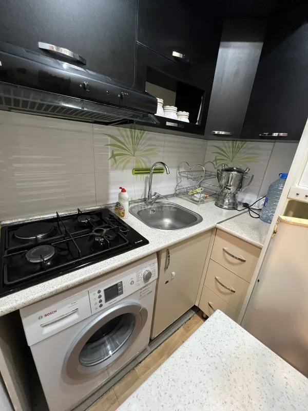 Kirayə verilir 2 otaqlı mənzil 45 m²