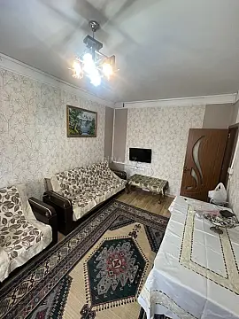 Kirayə verilir 2 otaqlı mənzil 45 m² — Bakı, Memar Əcəmi yanı 2 otaq 45.00 m²