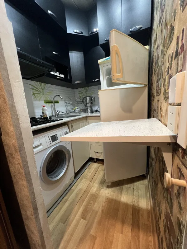 Kirayə verilir 2 otaqlı mənzil 45 m²