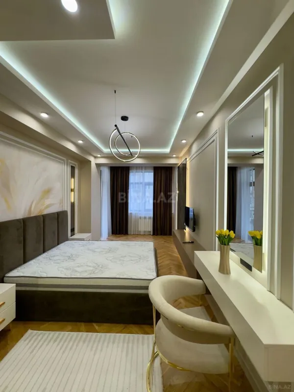 Satılır 3 otaqlı mənzil 100 m²