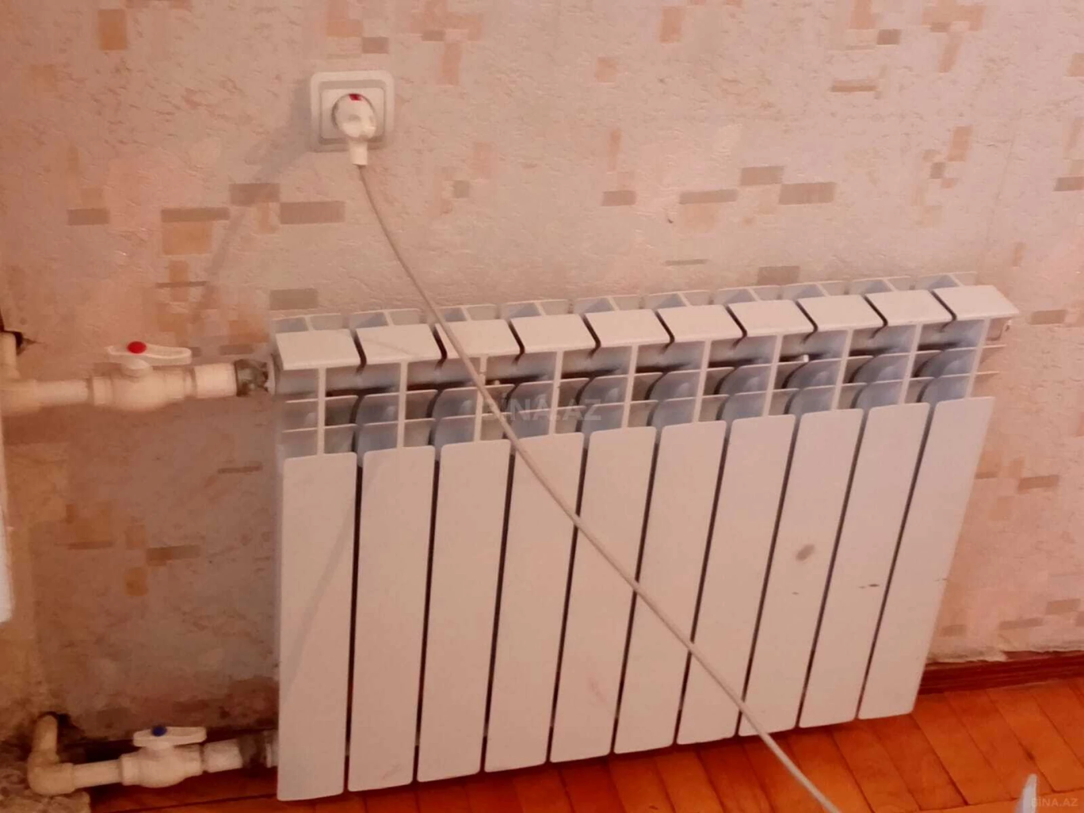 Satılır 3 otaqlı mənzil 70 m²