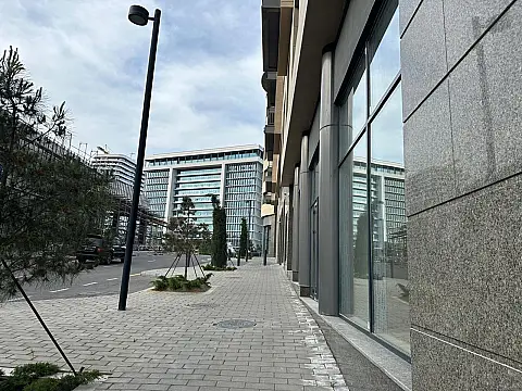 Kirayə verilir obyekt 280 m² — Bakı 280.00 m²