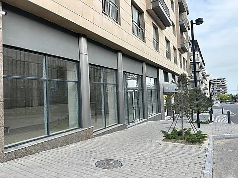 Kirayə verilir obyekt 280 m²