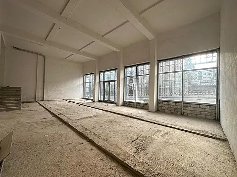 Kirayə verilir obyekt 280 m²