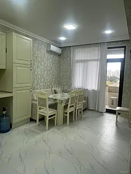 Kirayə verilir 2 otaqlı mənzil 75 m²