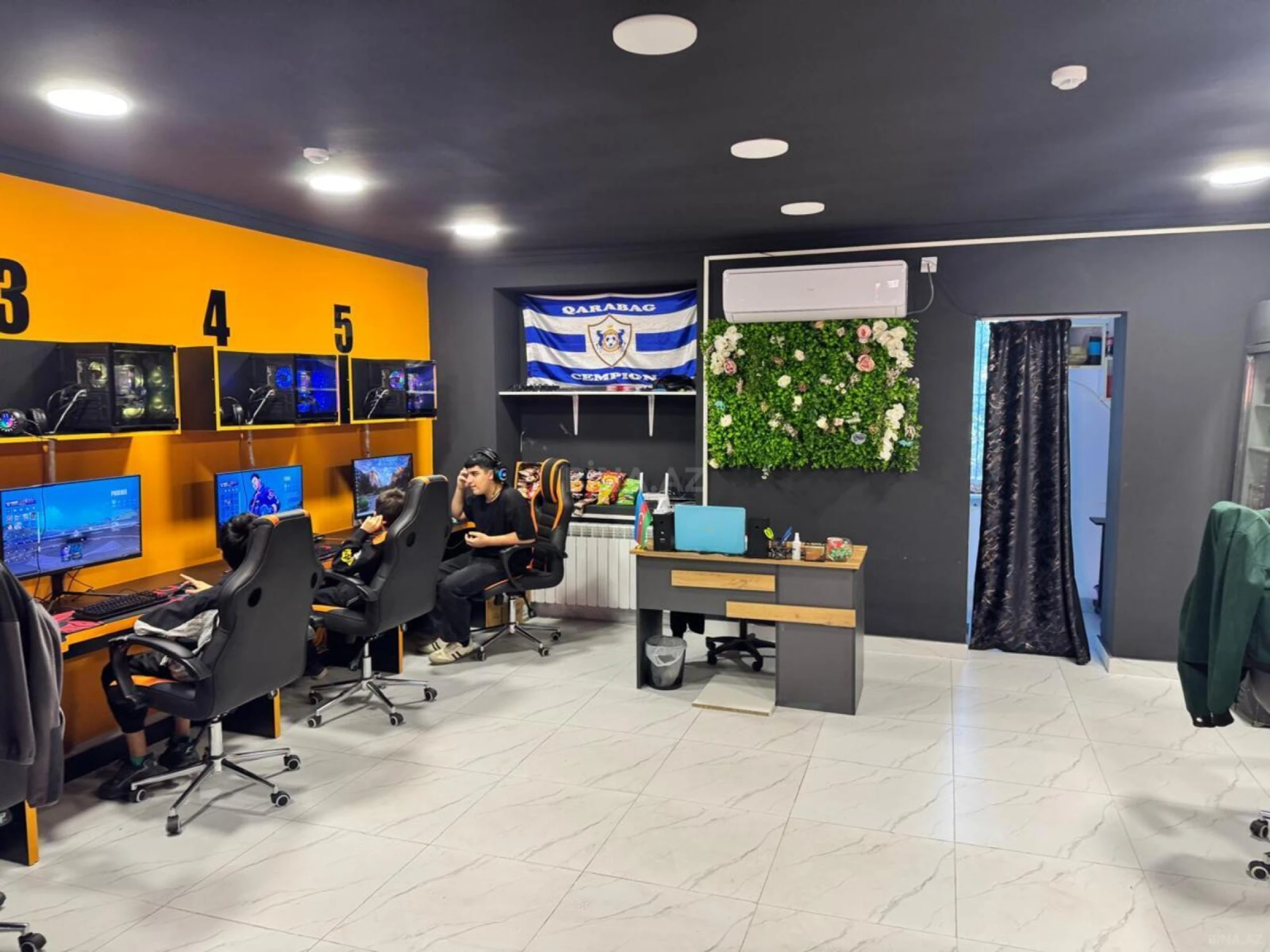 Satılır obyekt 82 m²