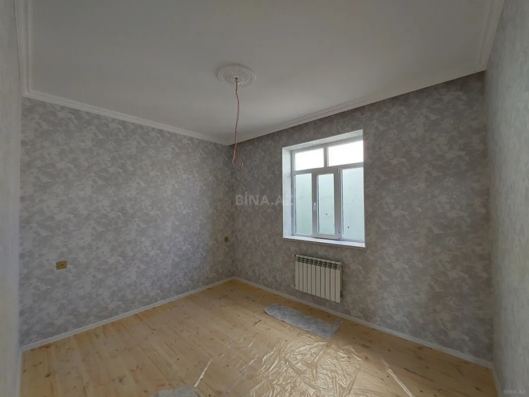 Satılır 6 otaqlı həyət evi 200 m²