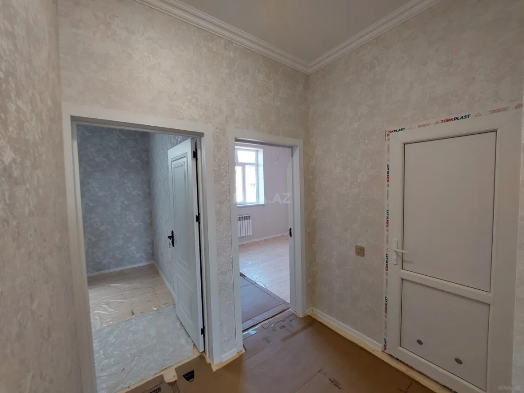 Satılır 6 otaqlı həyət evi 200 m²