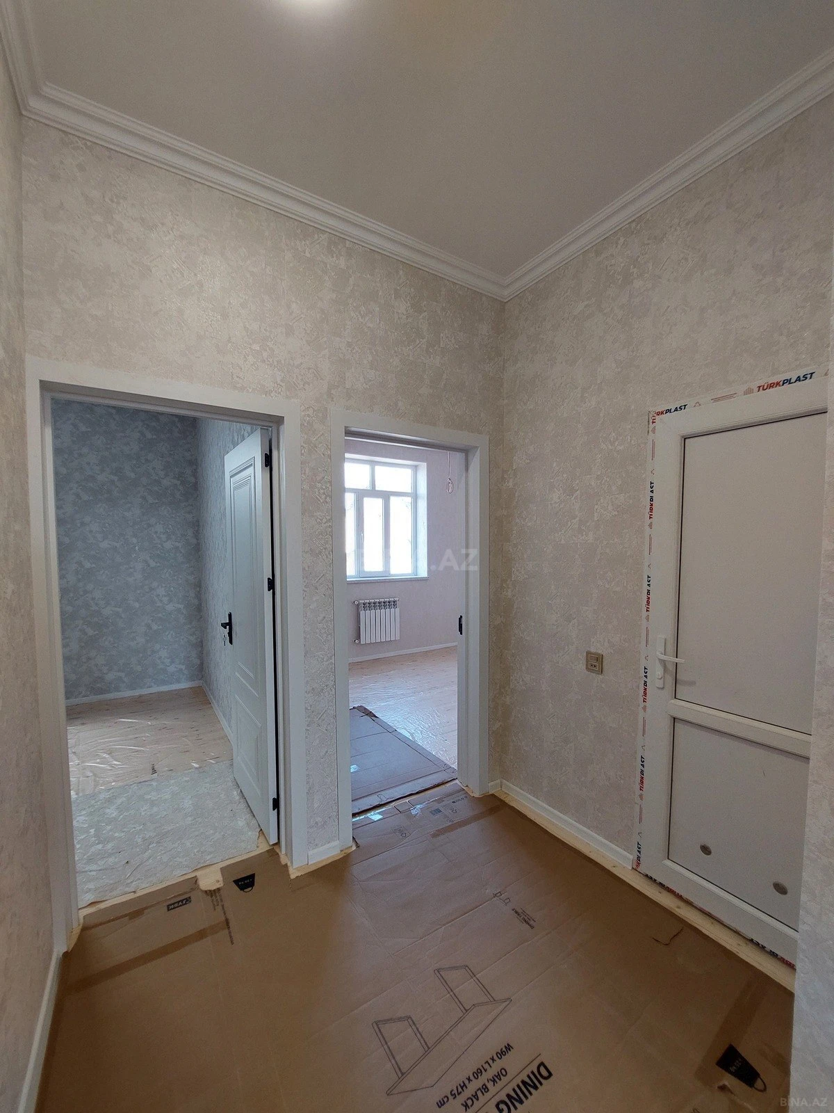 Satılır 6 otaqlı həyət evi 200 m²