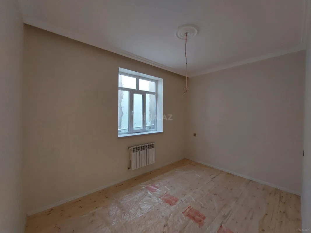 Satılır 6 otaqlı həyət evi 200 m²