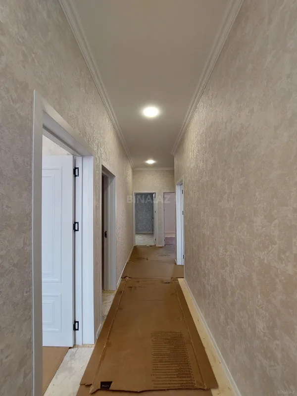 Satılır 6 otaqlı həyət evi 200 m²