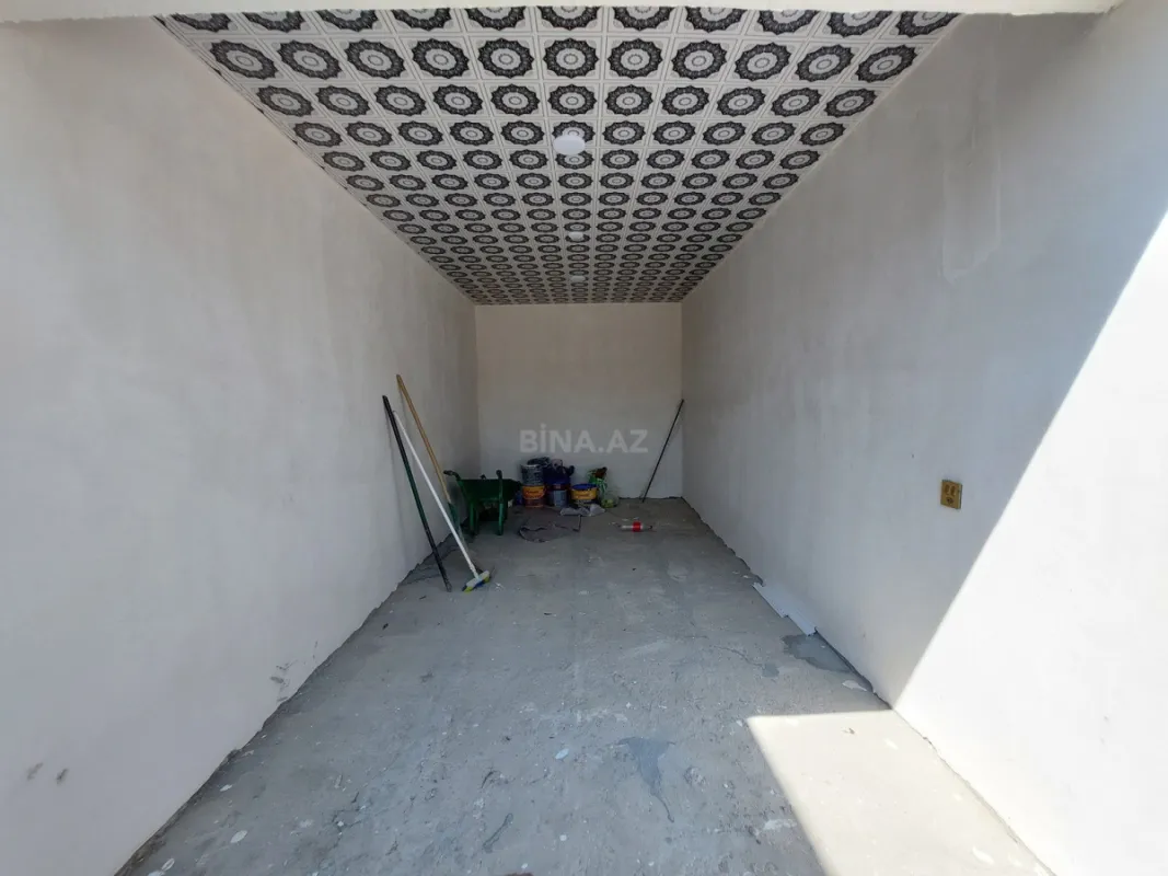 Satılır 6 otaqlı həyət evi 200 m²