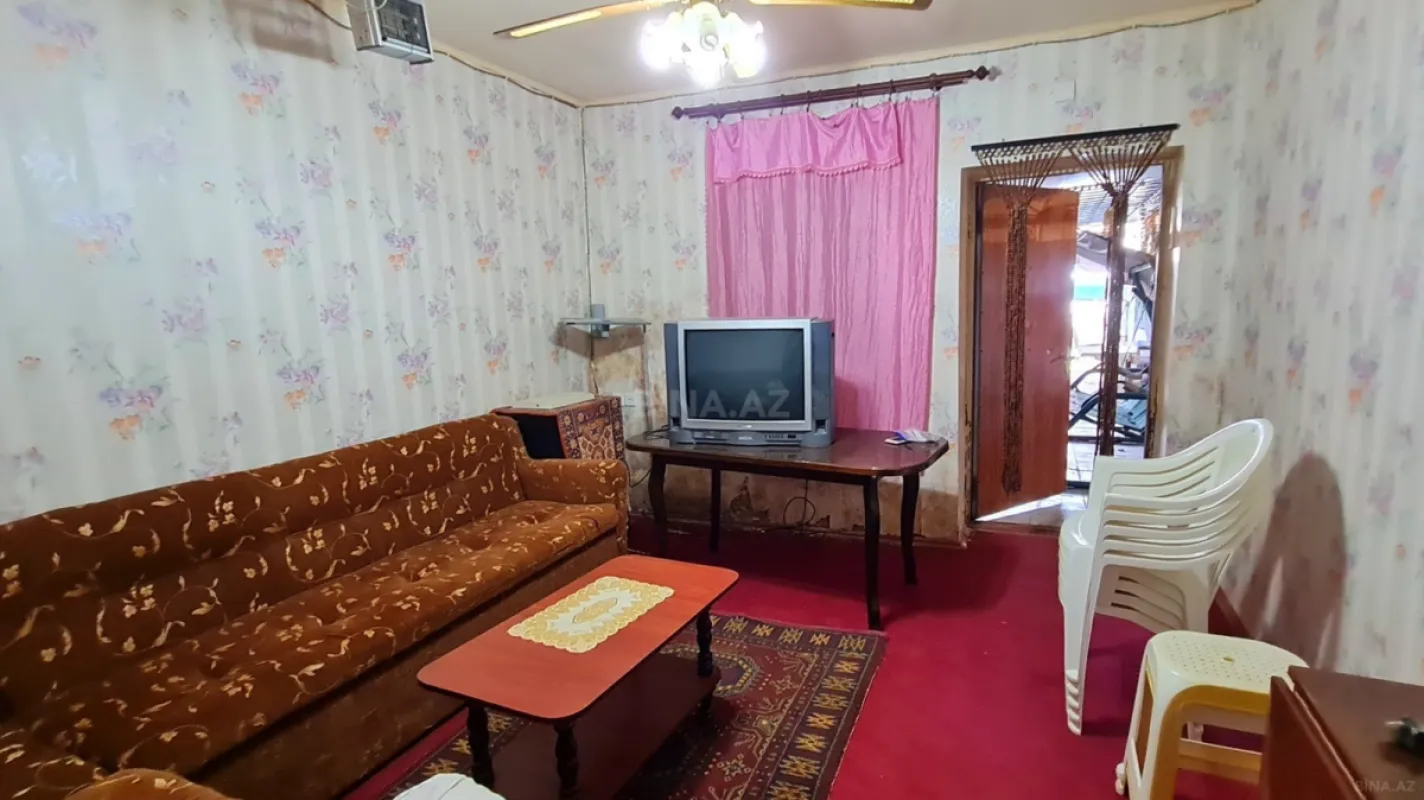 Satılır 3 otaqlı həyət evi 100 m²