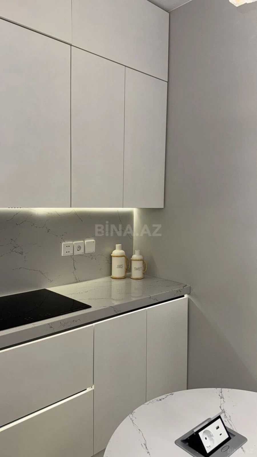Satılır 2 otaqlı mənzil 68 m²