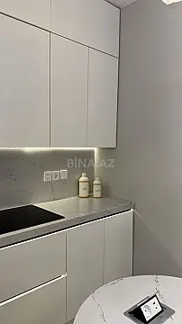 Satılır 2 otaqlı mənzil 68 m²