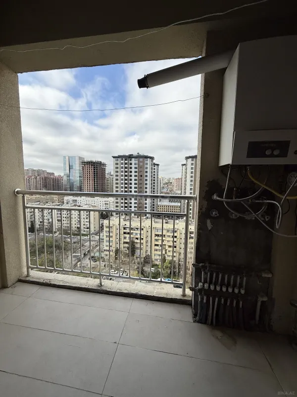 Satılır 3 otaqlı mənzil 61 m²