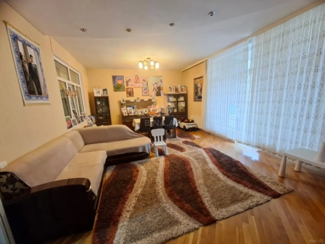 Satılır 3 otaqlı mənzil 90 m²