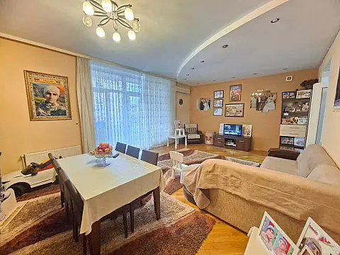 Satılır 3 otaqlı mənzil 90 m²