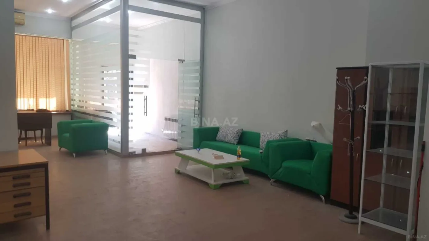 Kirayə verilir obyekt 250 m²