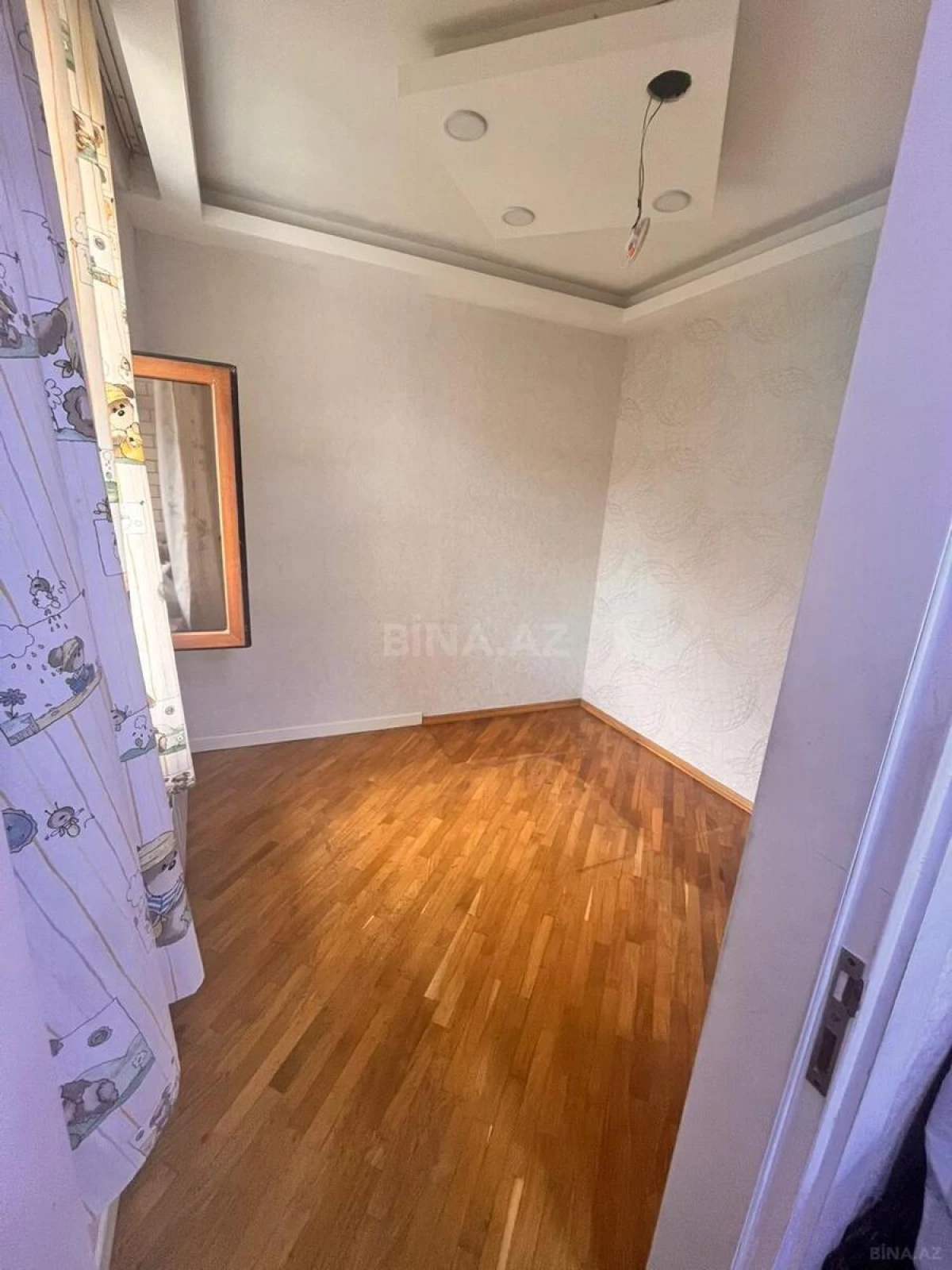 Kirayə verilir 2 otaqlı mənzil 50 m²