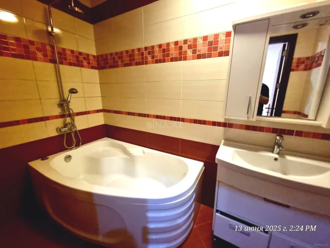 Kirayə verilir 2 otaqlı mənzil 88 m²