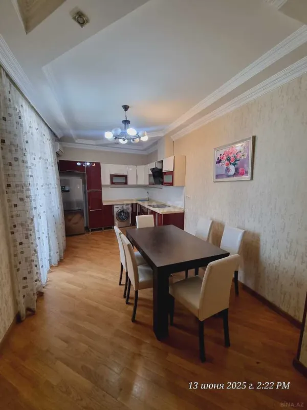 Kirayə verilir 2 otaqlı mənzil 88 m²