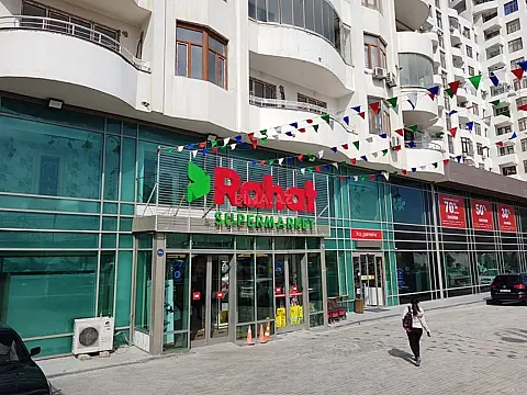 Kirayə verilir 2 otaqlı mənzil 88 m²
