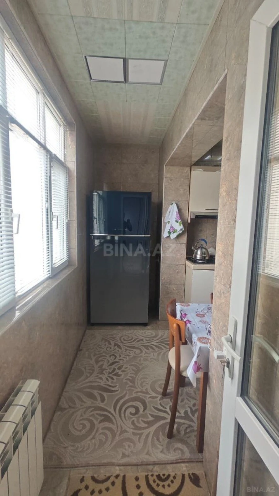 Satılır 5 otaqlı mənzil 120 m²