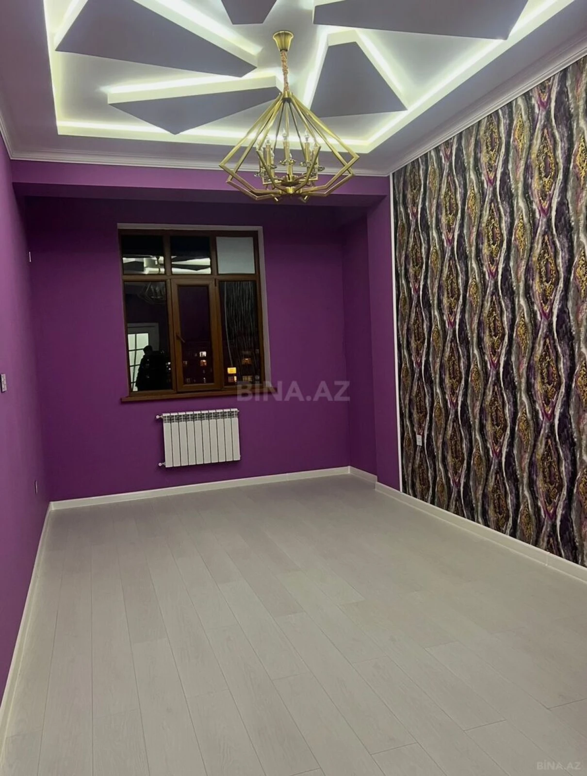 Satılır 3 otaqlı mənzil 127 m²