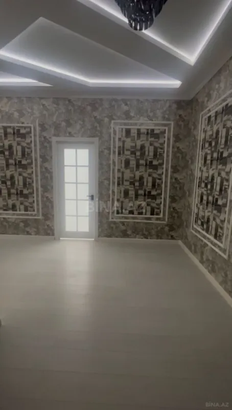 Satılır 3 otaqlı mənzil 127 m²