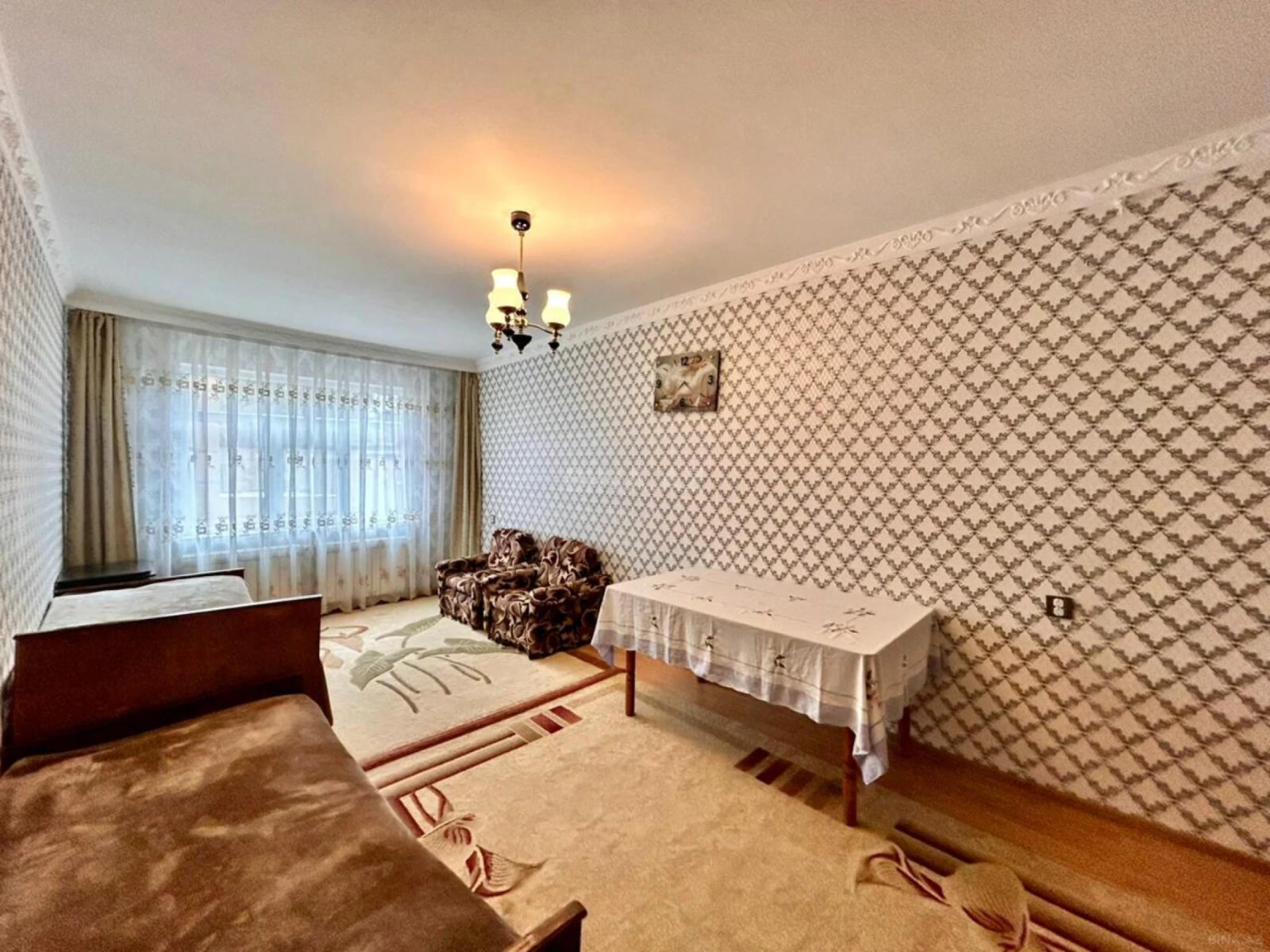 Satılır 5 otaqlı həyət evi 200 m²