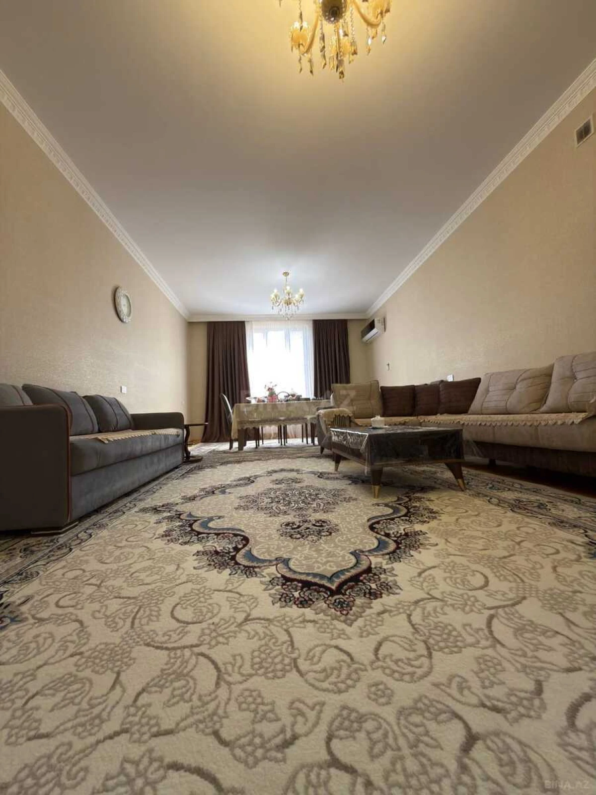 Satılır 8 otaqlı həyət evi 460 m²