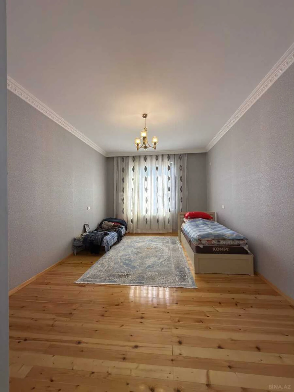 Satılır 8 otaqlı həyət evi 460 m²
