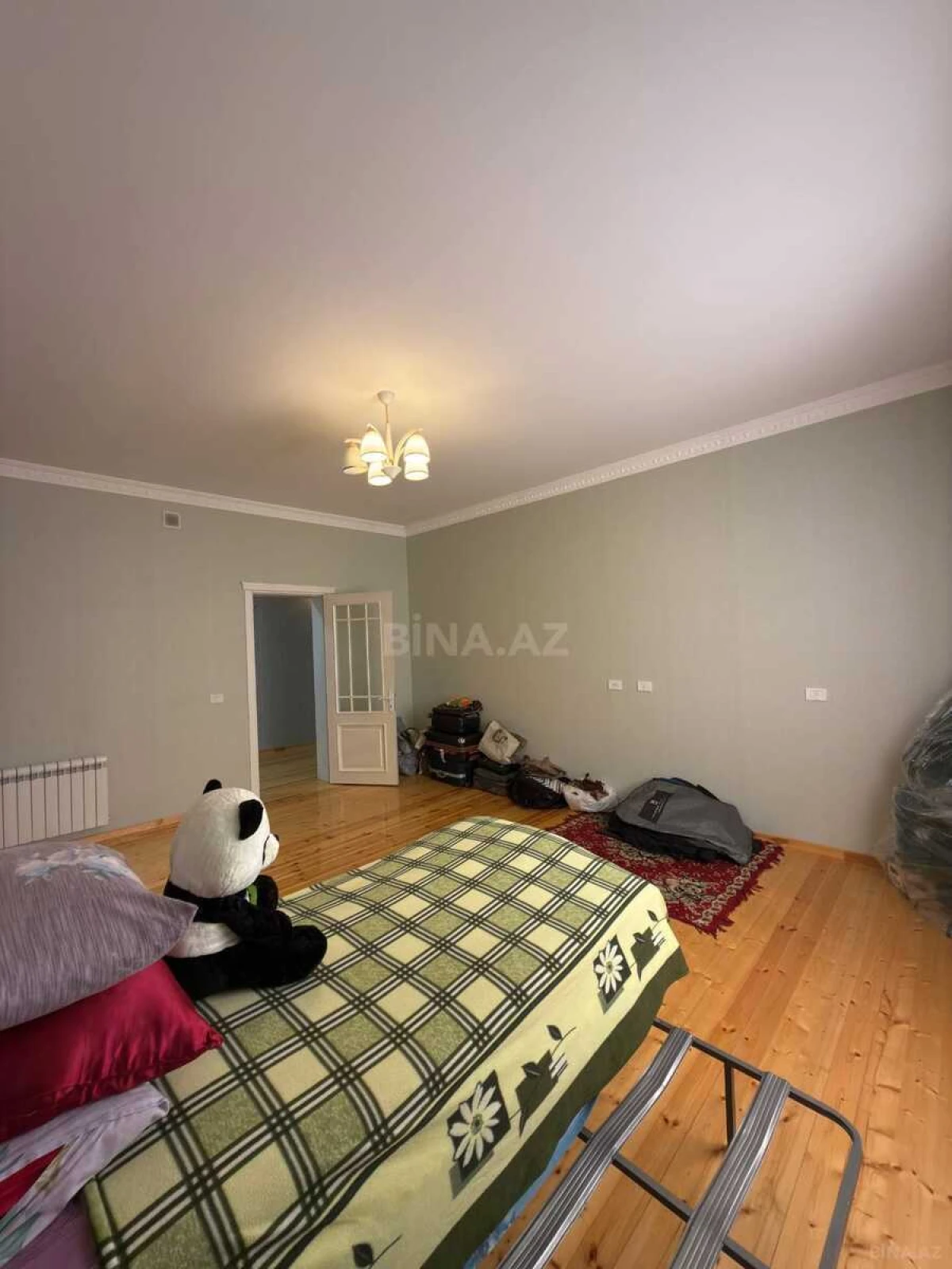 Satılır 8 otaqlı həyət evi 460 m²