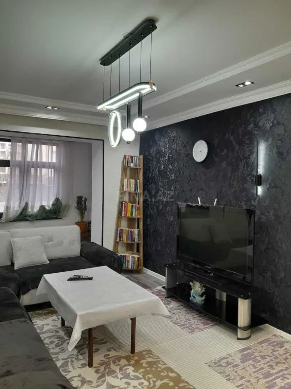 Satılır 3 otaqlı mənzil 62 m²