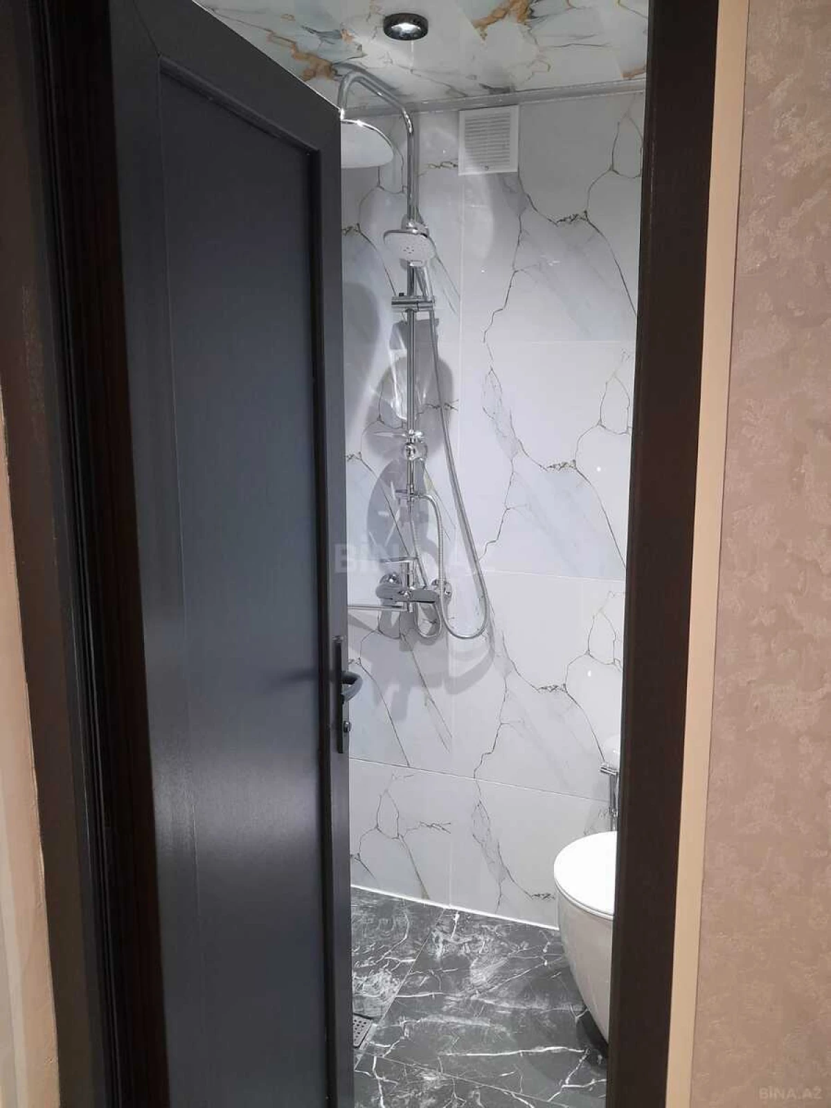 Satılır 3 otaqlı mənzil 62 m²