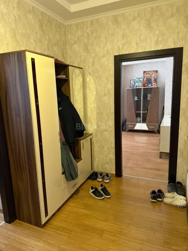 Kirayə verilir 2 otaqlı mənzil 70 m²