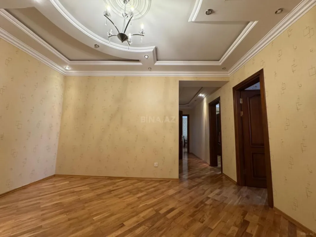 Kirayə verilir 3 otaqlı mənzil 150 m²