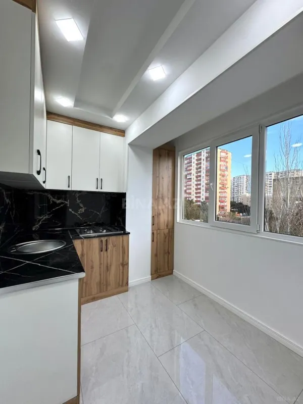 Satılır 3 otaqlı mənzil 65 m²