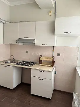 Satılır 1 otaqlı mənzil 45 m²