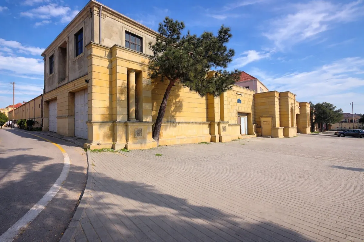 Satılır torpaq sahəsi 6 m²