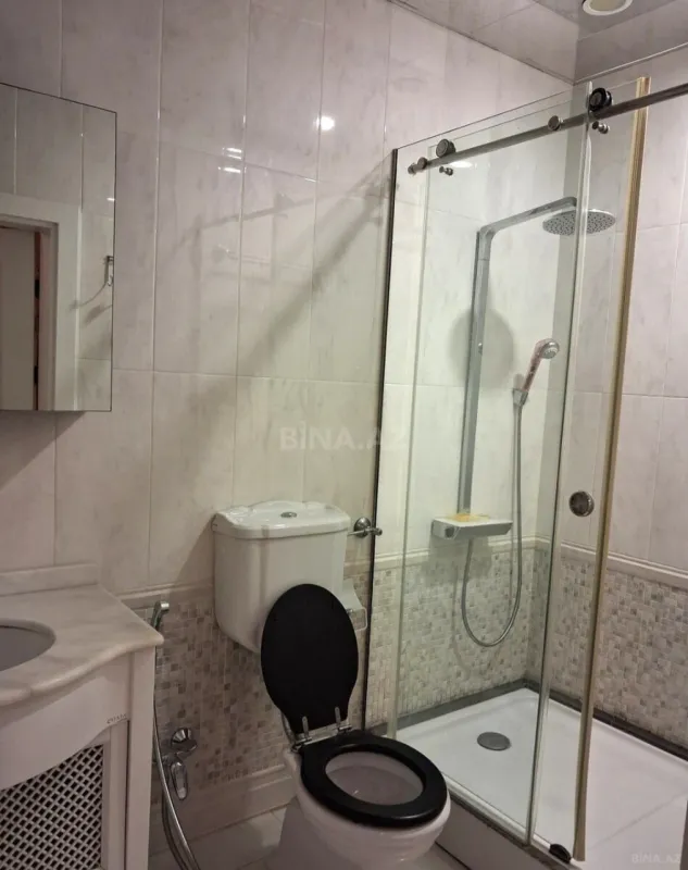 Kirayə verilir 2 otaqlı mənzil 90 m²
