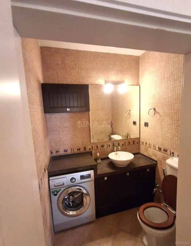 Kirayə verilir 2 otaqlı mənzil 90 m²