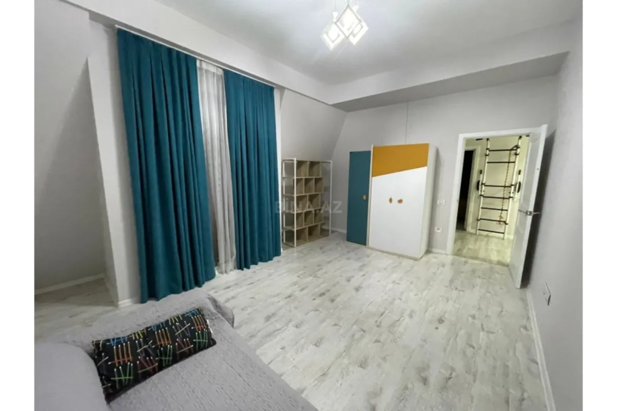 Kirayə verilir 4 otaqlı mənzil 180 m²