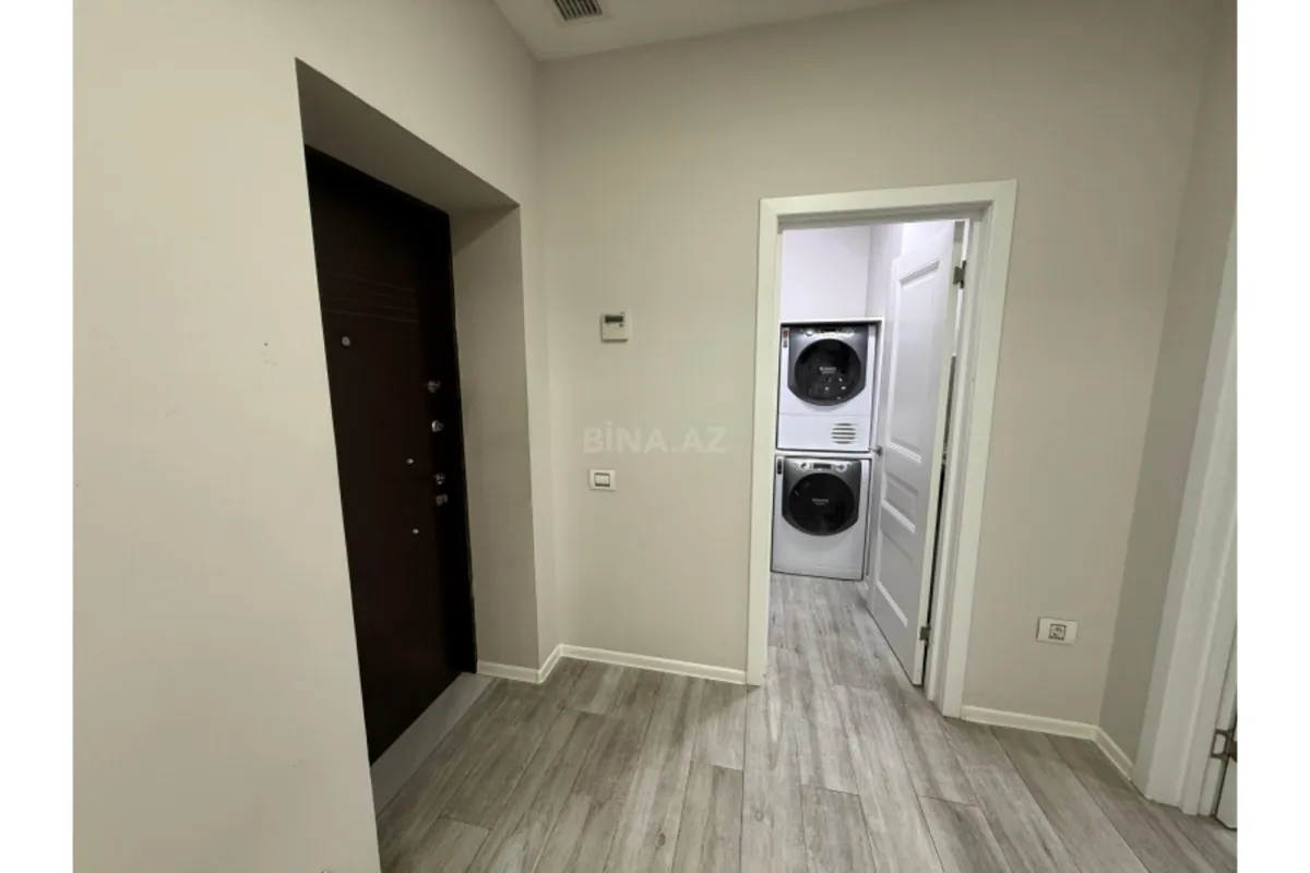 Kirayə verilir 4 otaqlı mənzil 180 m²