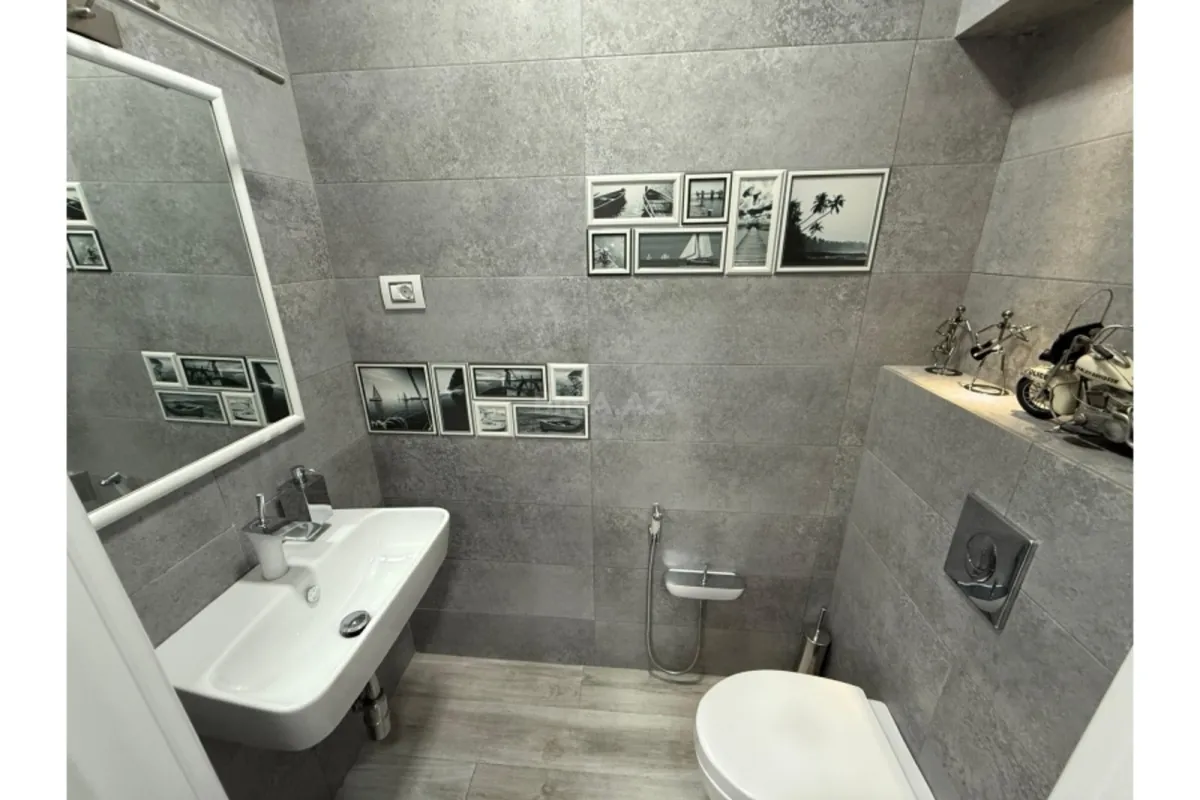 Kirayə verilir 4 otaqlı mənzil 180 m²
